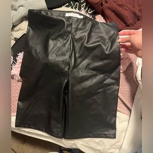 Feaux leather biker short